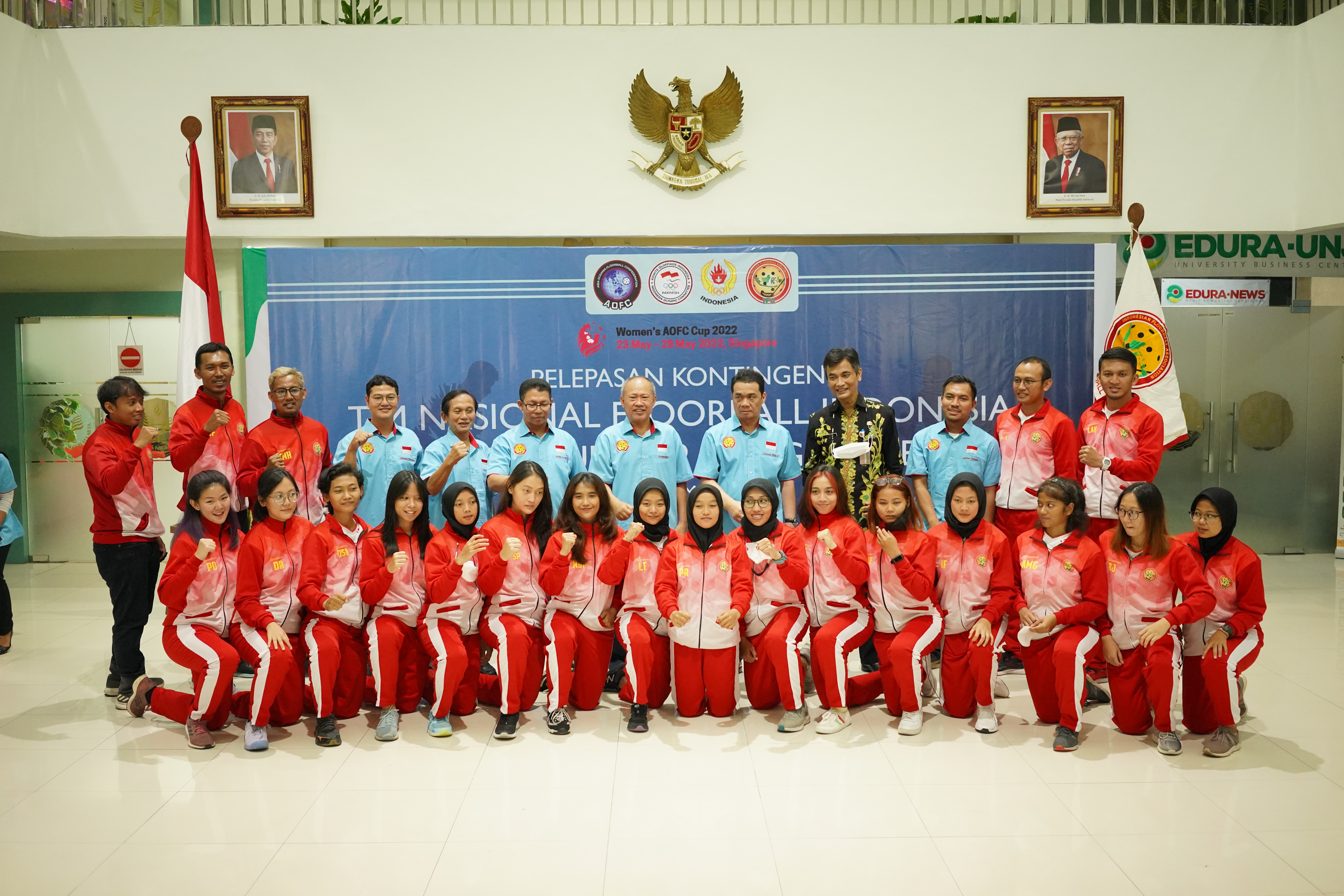 Intens grøntsager podning Bahasa) Pelepasan Kontingen Tim Nasional Putri FloorBall Indonesia pada  AOFC CUP 2022 – UNJ