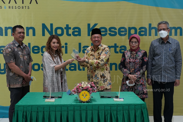 (Bahasa) UNJ Jalin Kerja sama dengan PT Naraya Hospitality Indonesia
